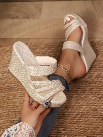 SHEIN KREMOWE KLAPKI NA KOTURNIE S06__38