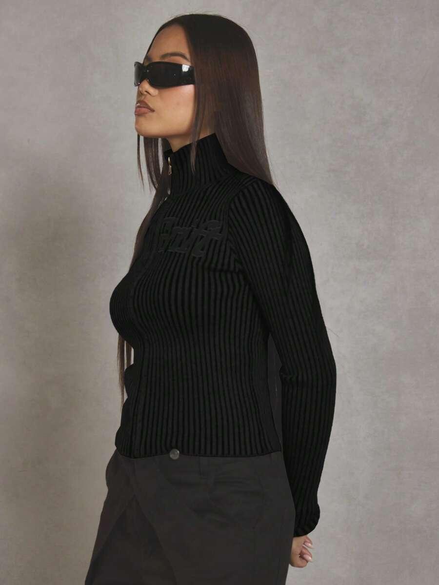 MUSERA CZARNY DZIANINOWY SWETER ZAMEK S06__S