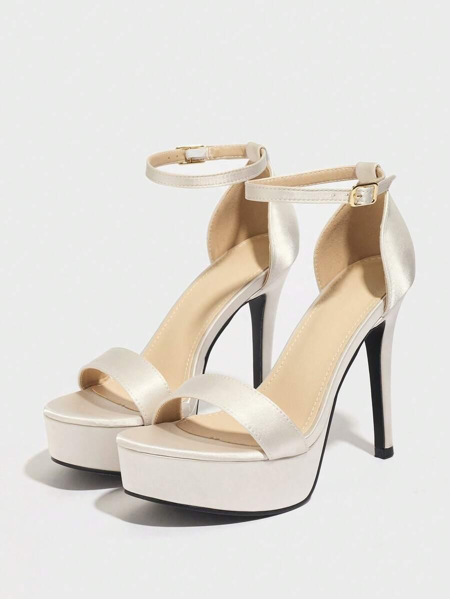 SHEIN SREBRNE SANDAŁY OBCAS S06__40