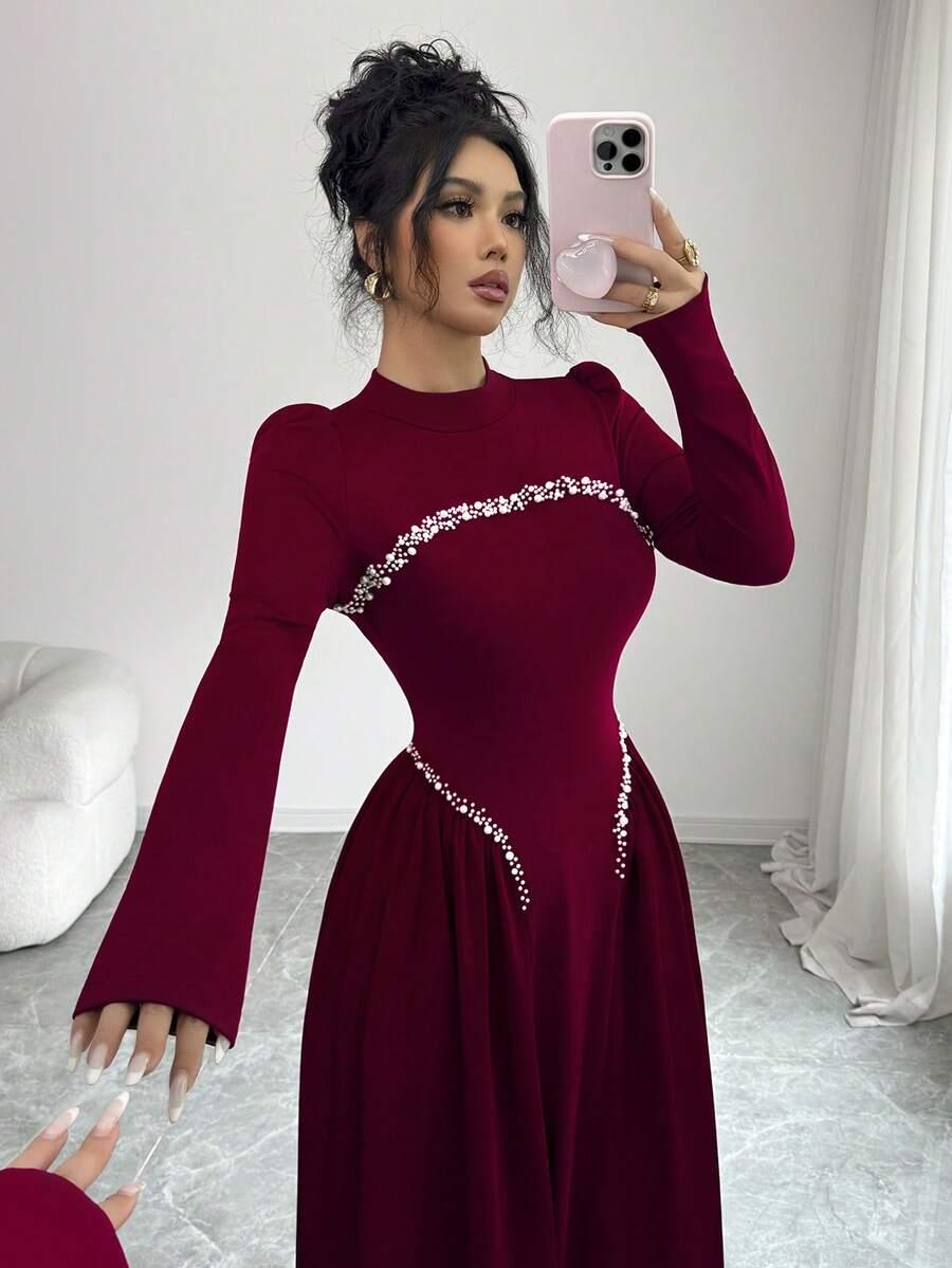 MODELYN CZERWONA MAXI SUKIENKA ZDOBIENIE S06__M