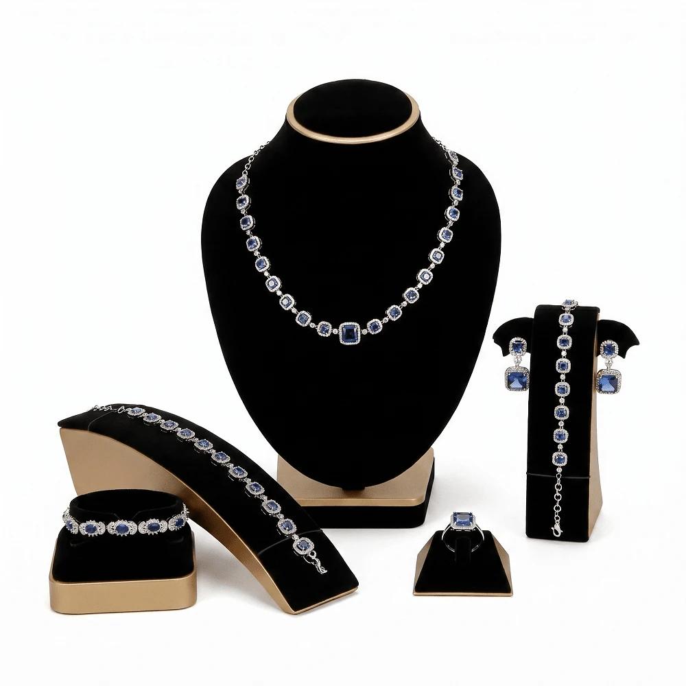 SHEIN STOJAK NA BRANSOLETKĘ S07