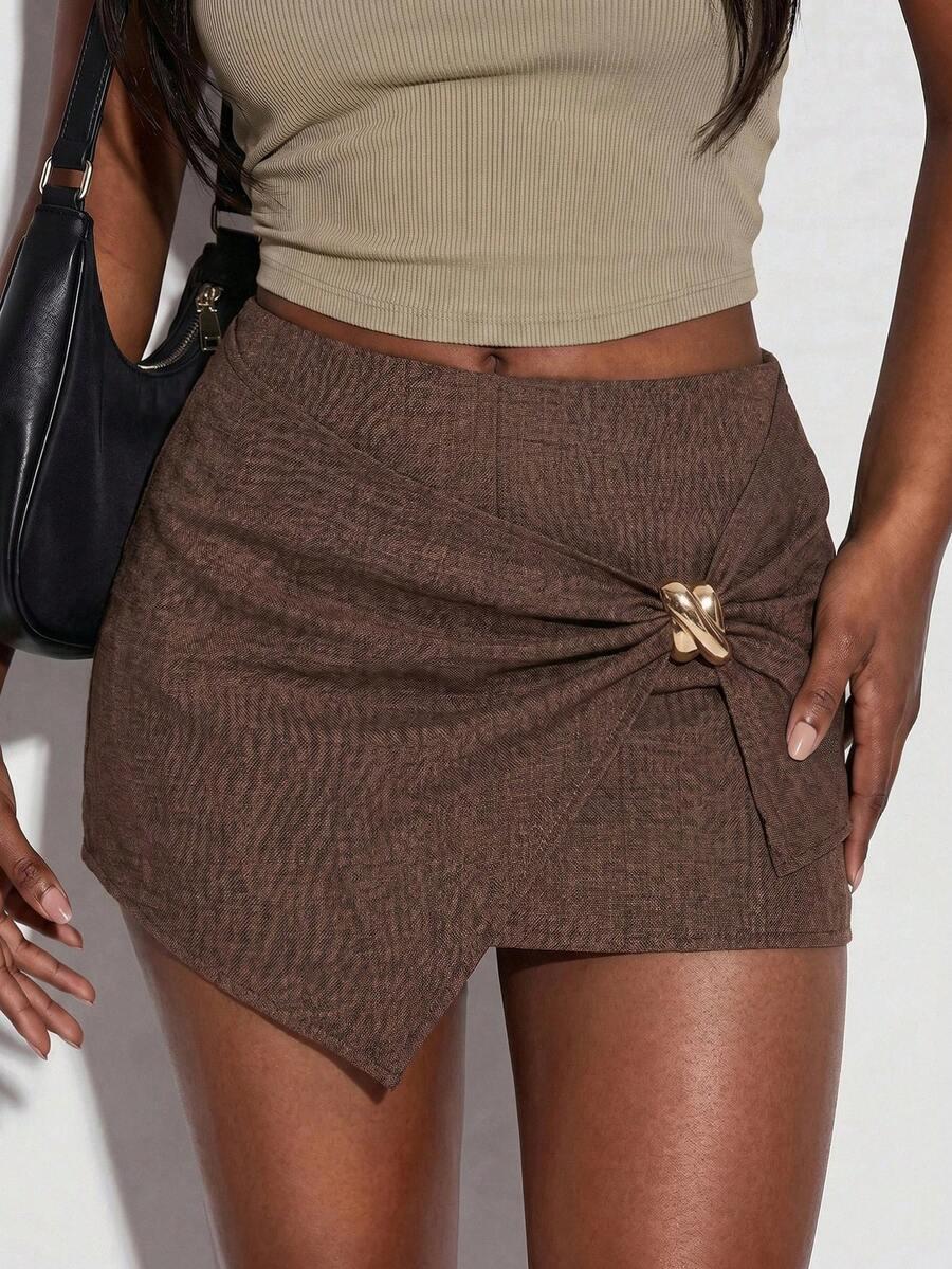 NORMANI BRĄZOWE SPÓDNICO-SPODENKI ZDOBIENIE S06__M