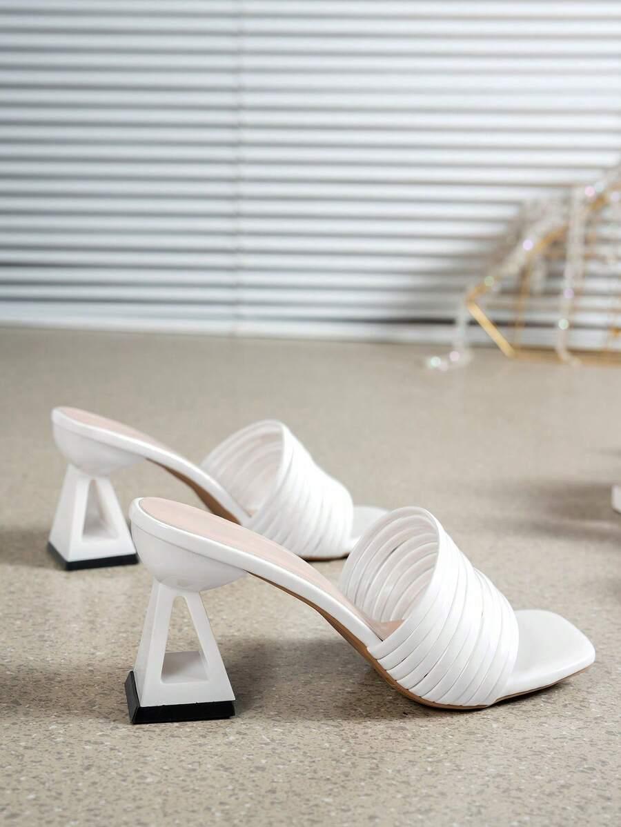 SHEIN BIAŁE KLAPKI OBCAS S06__39