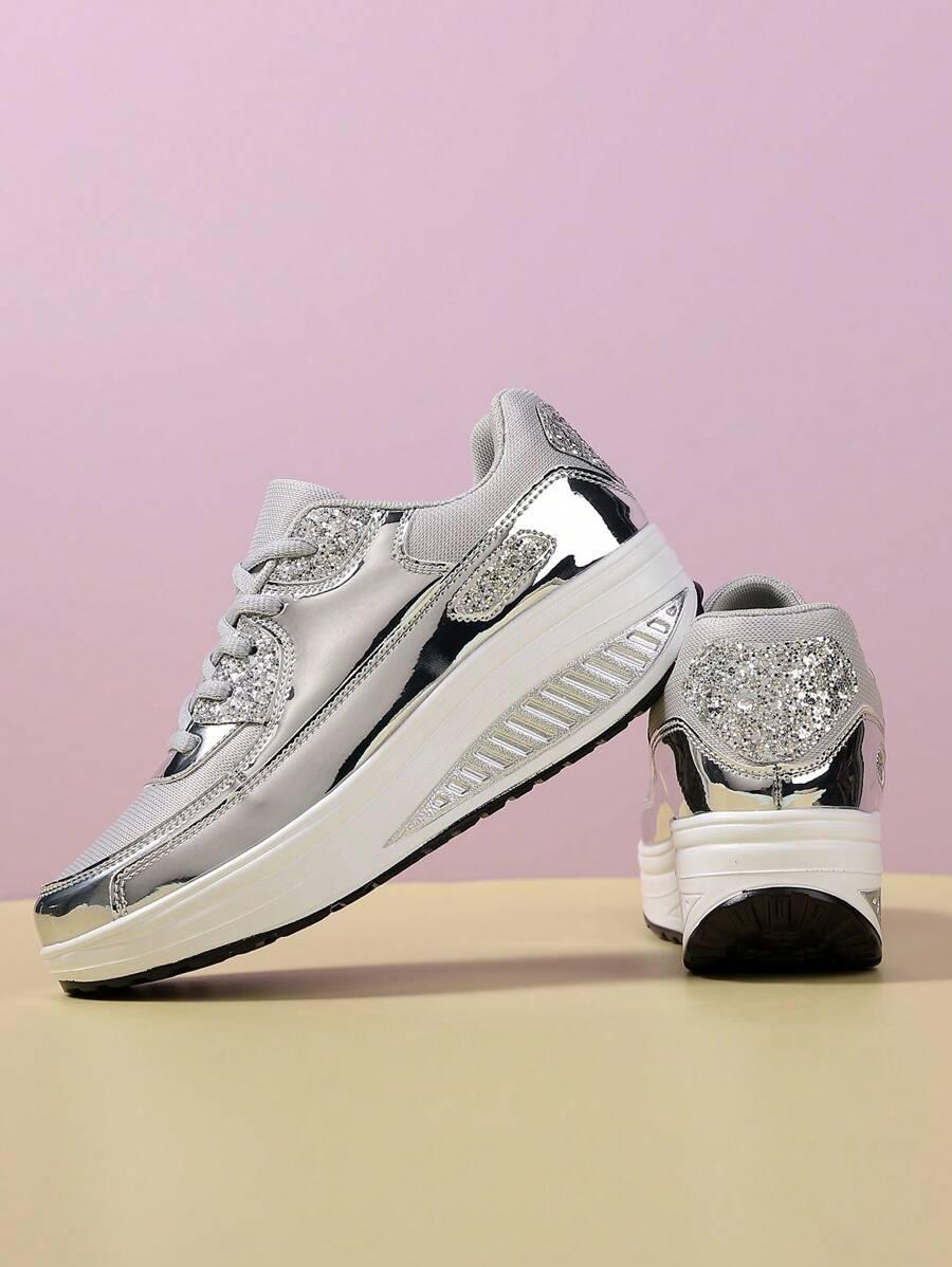 SHEIN BUTY SPORTOWE ZDOBIENIE