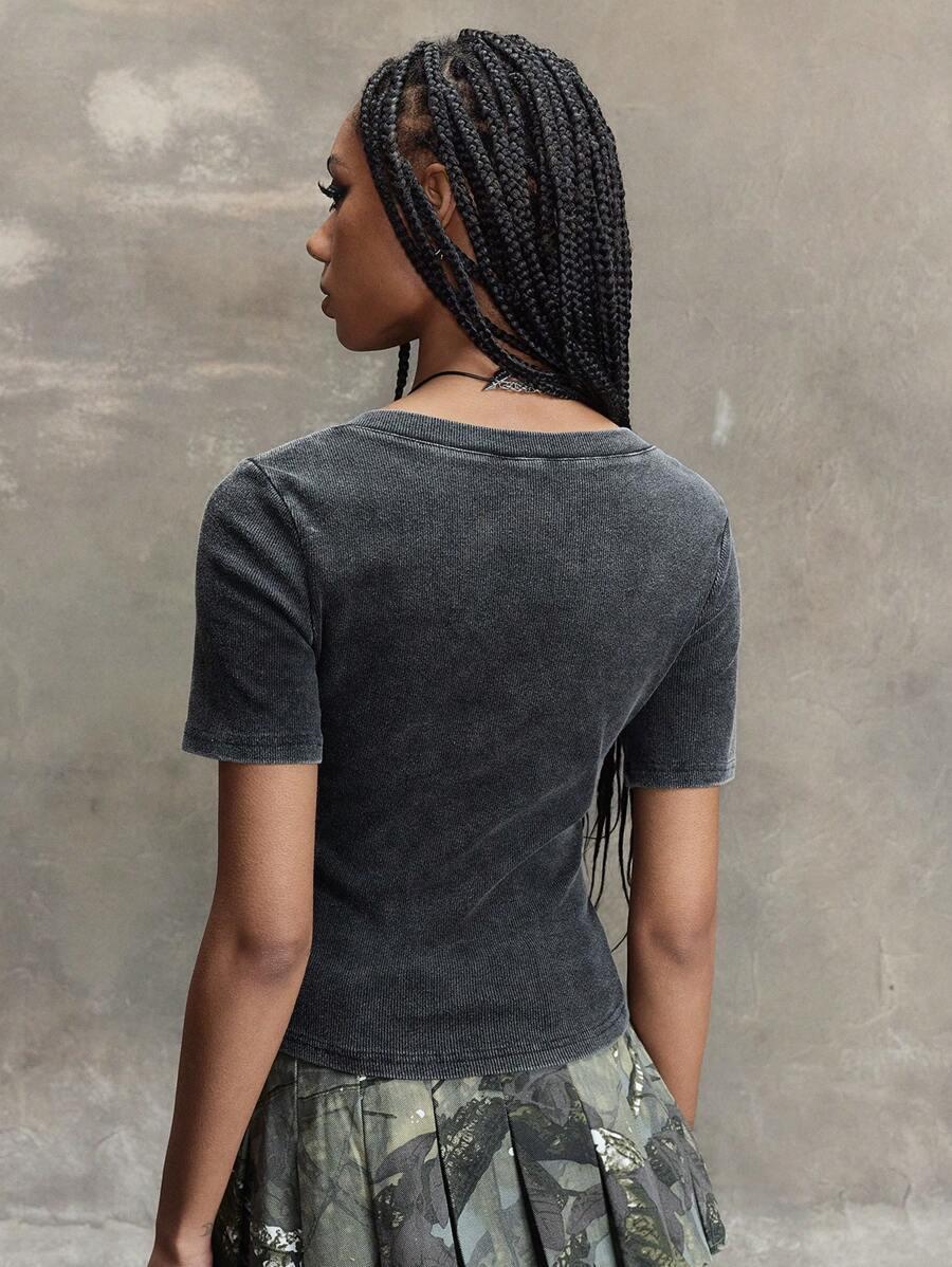 ROMWE SZARY T-SHIRT V-NECK KLAMRY S06__L