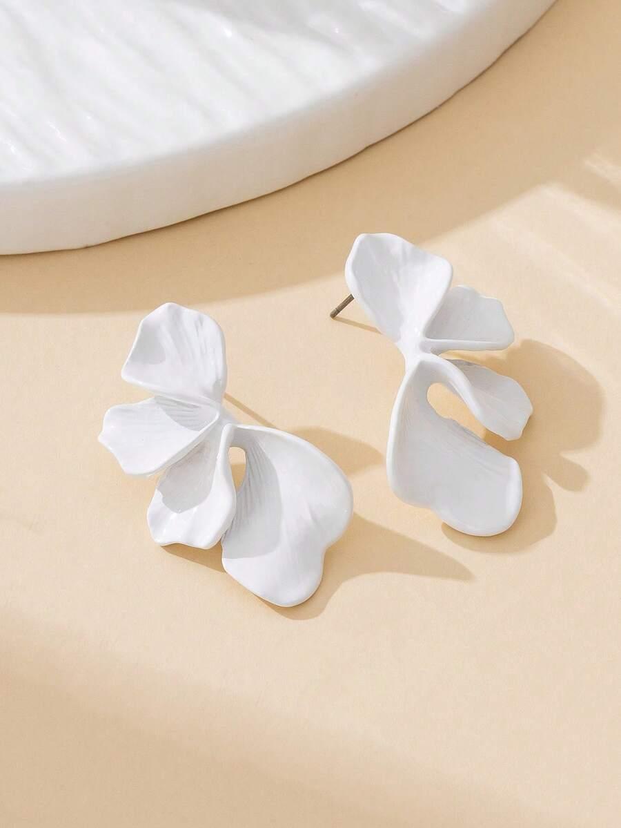 SHEIN BIAŁE KOLCZYKI KWIATY S07