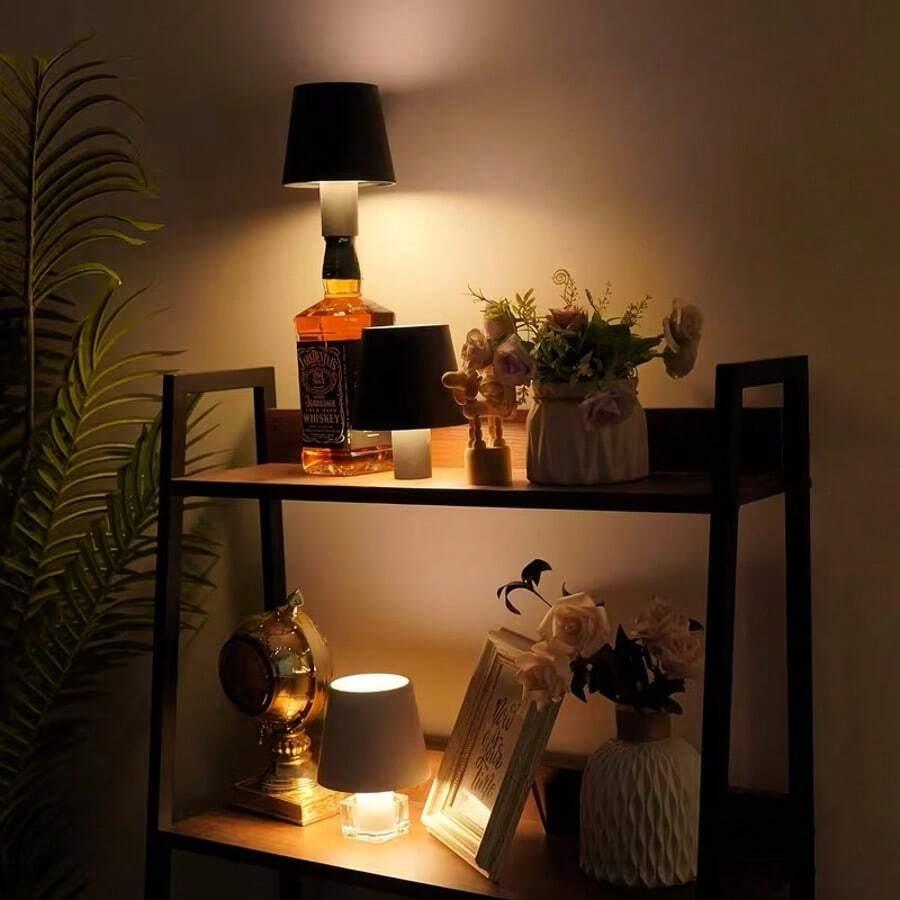 SHEIN CZARNA LAMPKA USB S07