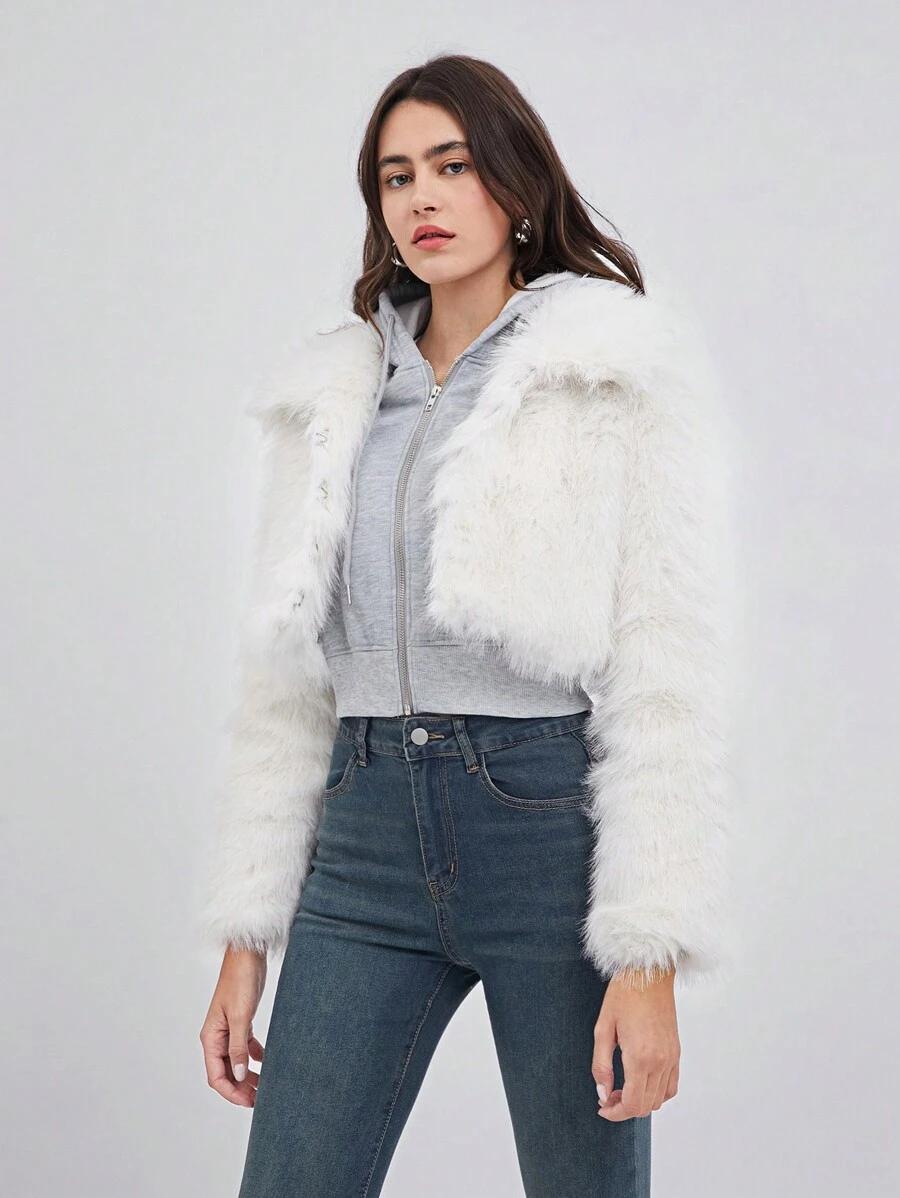 SHEIN BIAŁE SZTUCZNE FUTRO W01__M