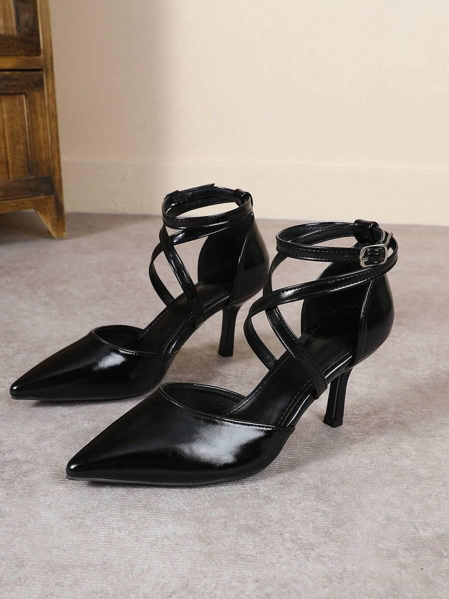 SHEIN KLASYCZNE CZARNE CZÓŁENKA NA OBCASIE SZPIC S06__37,5