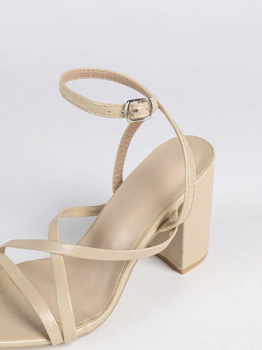 SHEIN BEŻOWE SANDAŁY NA OBCASIE S06__38