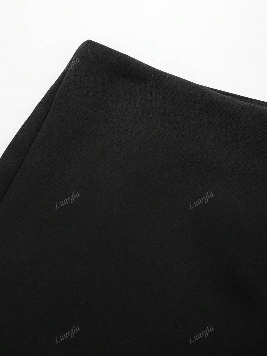 SHEIN CZARNE SPÓDNICO-SPODENKI ZIP PK01__XS