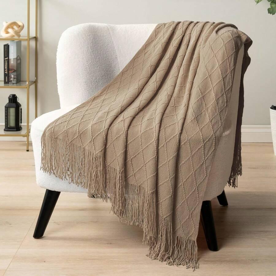 SHEIN BEŻOWY KOC FRĘDZLE S07__127X152CM