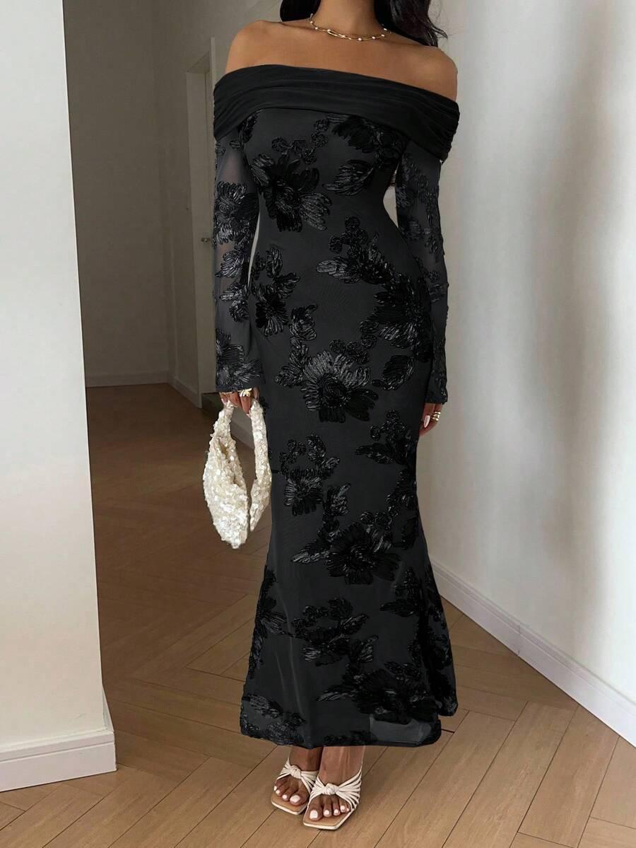 SHEIN CZARNA SUKIENKA HAFT S06__M
