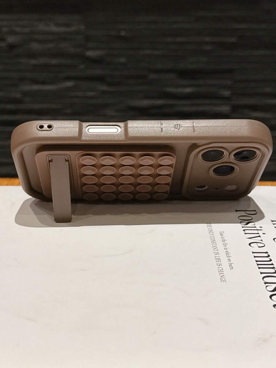 SHEIN BRĄZOWE ETUI IPHONE 17 PRO S07