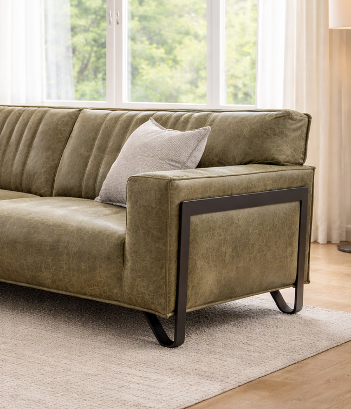 Kanapa Pedro w skórze eko w salonie