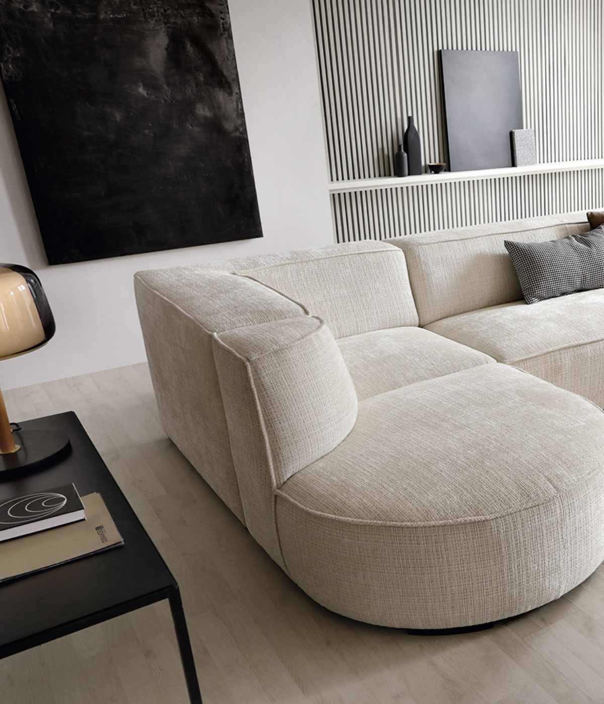 Narożnik Tampa w tkaninie Marbella w nowoczesnym salonie