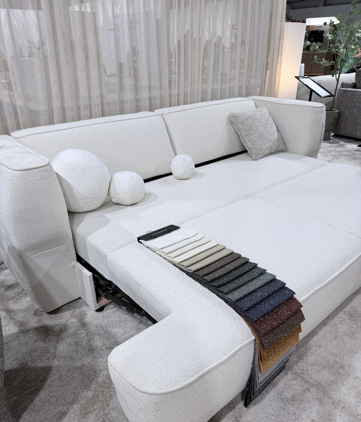 Sofa Aura na Targach Warsaw Home Furniture 2025
