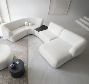 Narożnik Natascha ze skośnymi modułami i stolikami