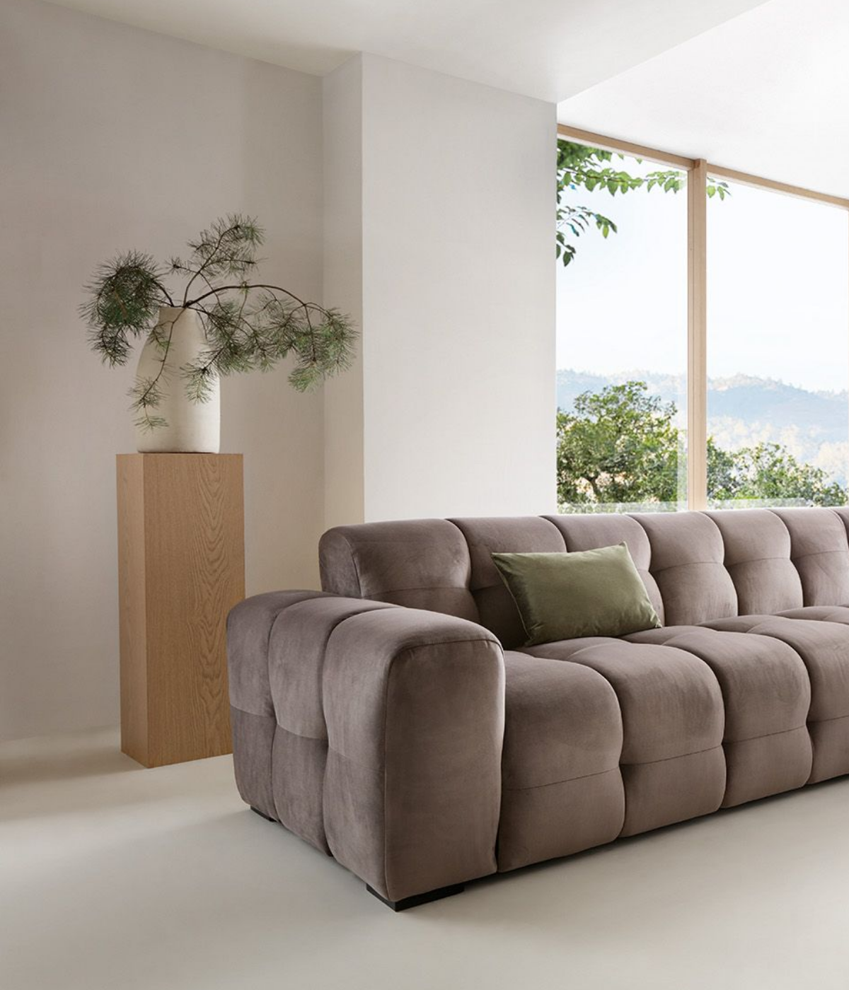 Kanapa Quatro w brązowej tkaninie welurowej