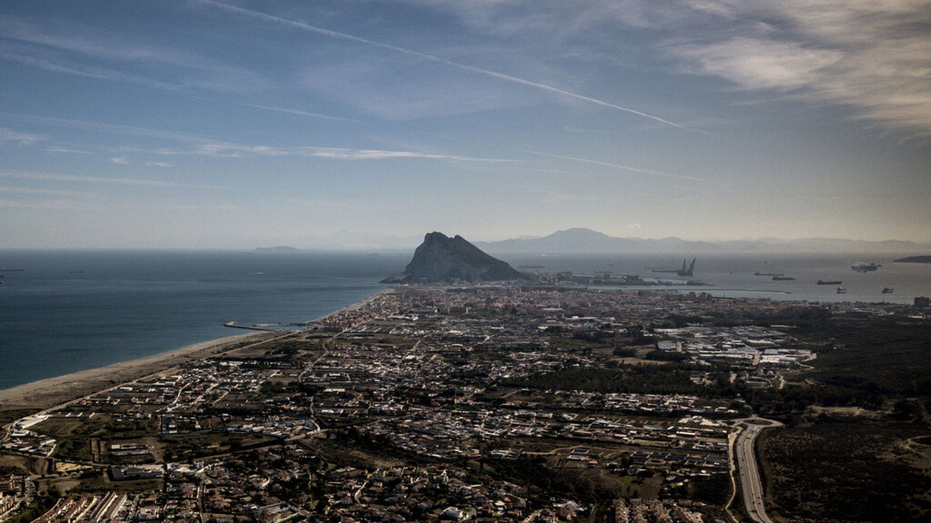 Aerial view of Gibraltar rock taken from the neighbouring Spanish city of La Linea.,Copyright Javier Fergo,Copyright 2024 The AP. All rights reserved. Aerial view of Gibraltar rock taken from the neighbouring Spanish city of La Linea.,Copyright Javier Fergo,Copyright 2024 The AP. All rights reserved.