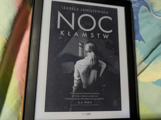 Okładka e-booka "Noc kłamstw" Izabeli Janiszewskiej. E-book ma 388 stron.