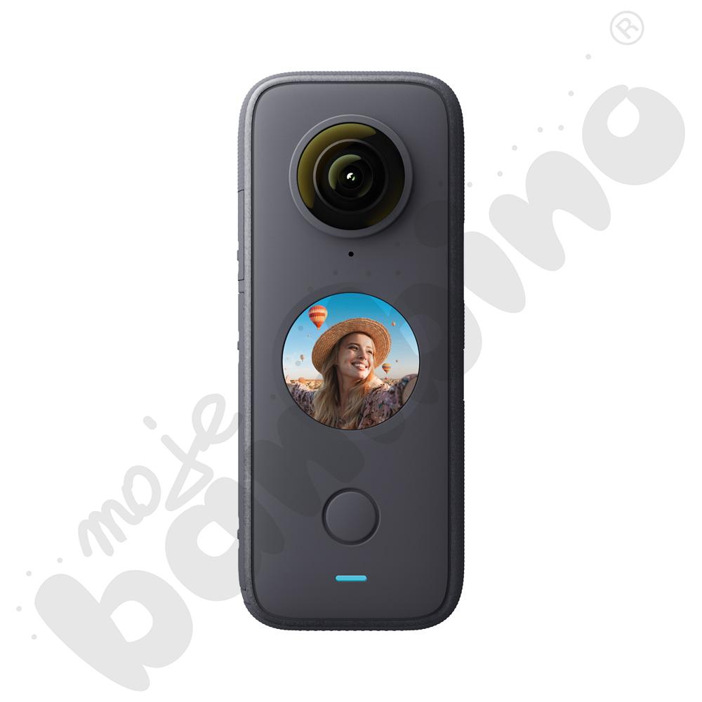 Kamera INSTA360 One X2 z selfie stickiem