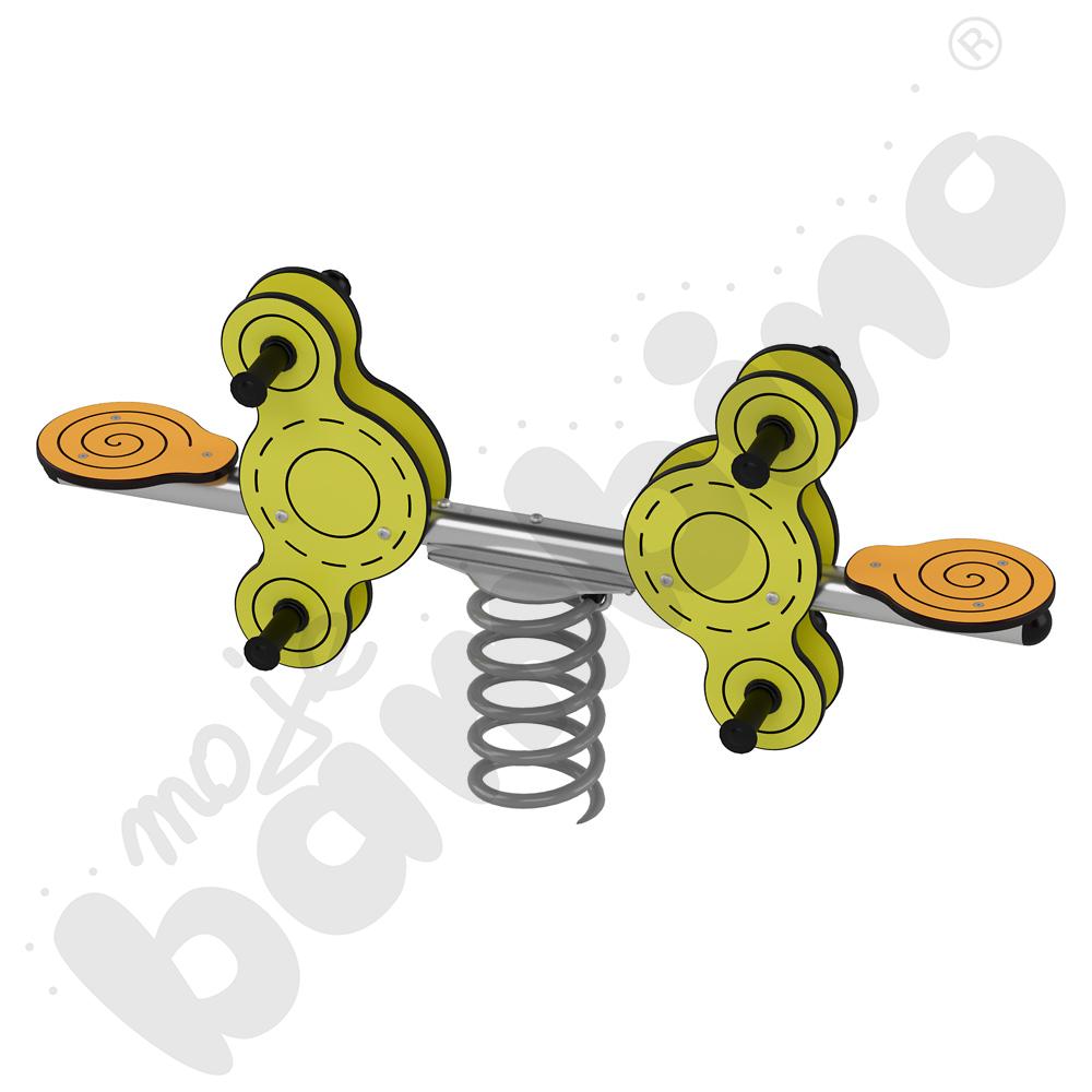 Milo - ważka na podstawie betonowej