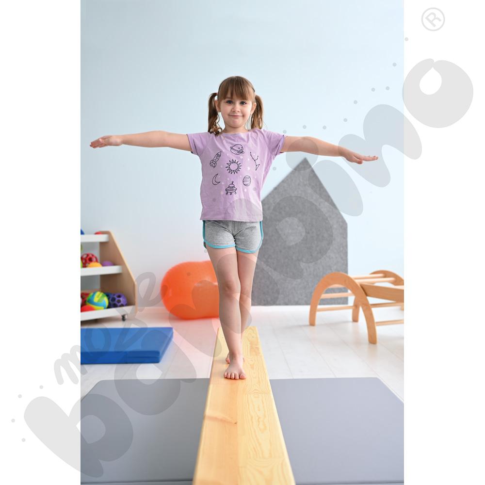 Ławka gimnastyczna 3 m - nogi drewniane Ławka gimnastyczna 3 m - nogi drewniane