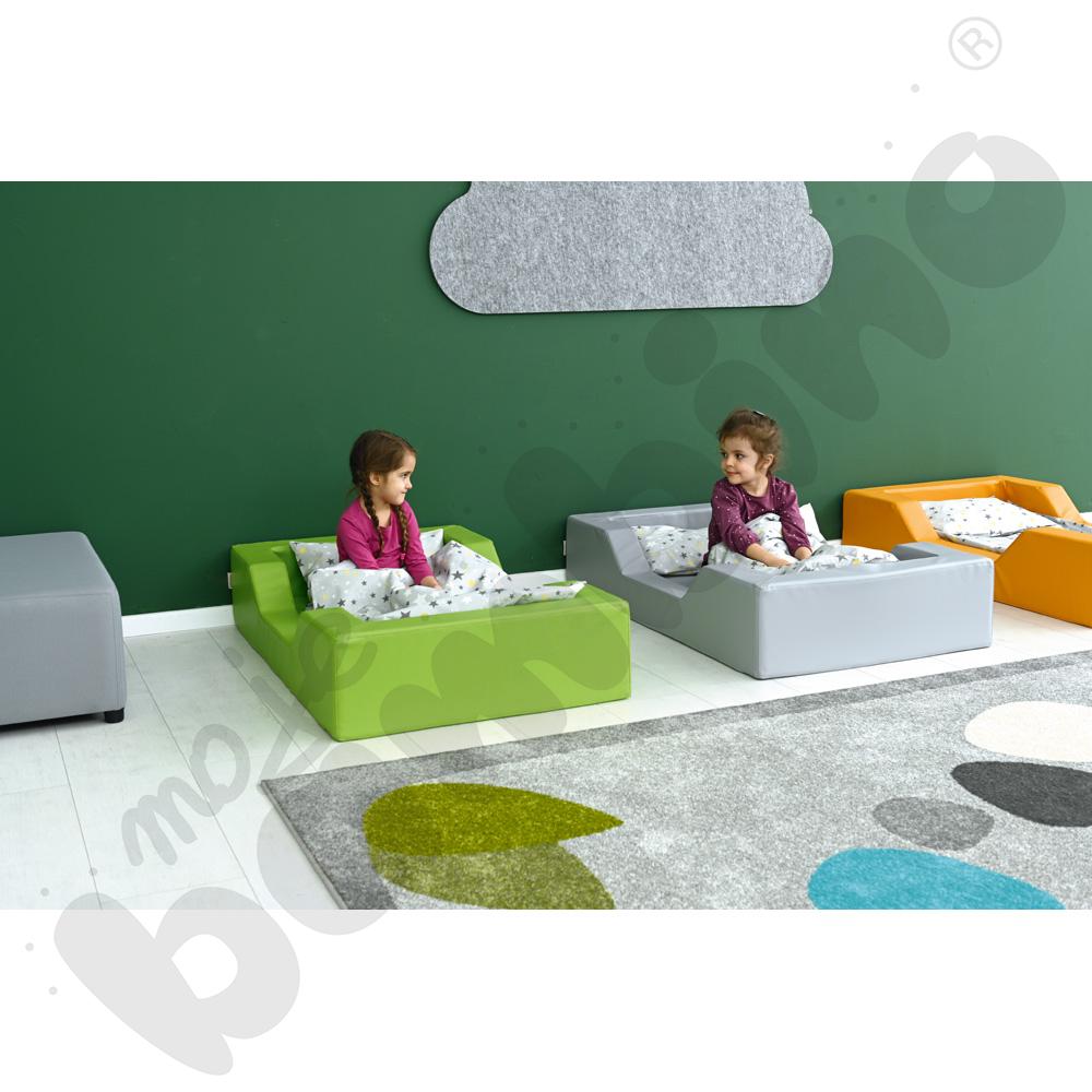 Łóżeczko piankowe z wycięciami pomarańczowe