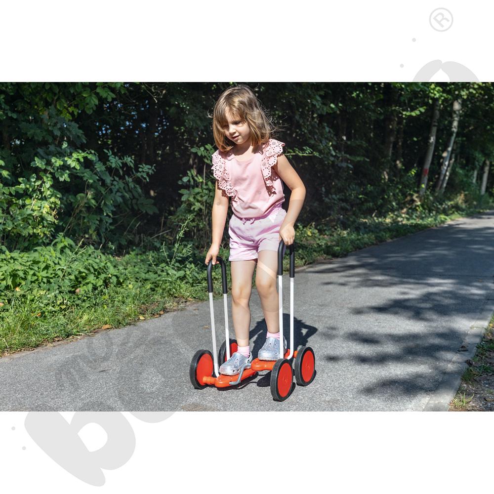 Roller z uchwytami