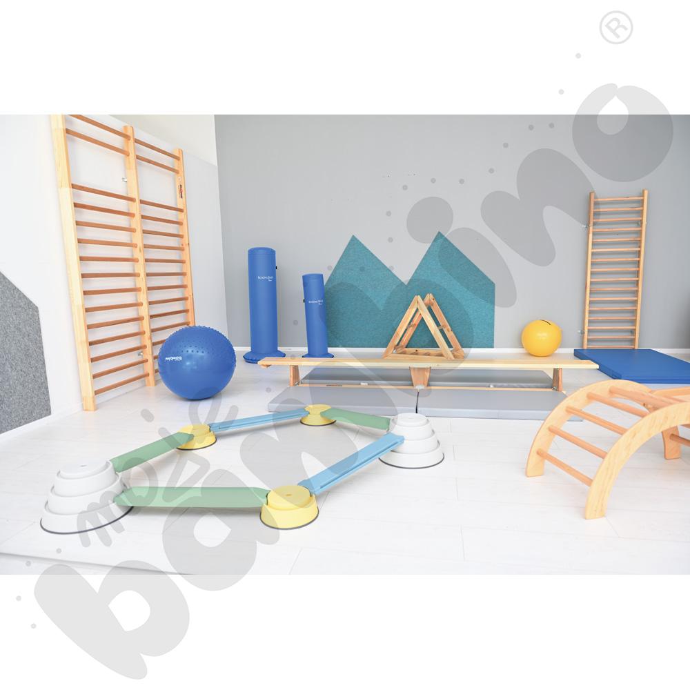 Ławka gimnastyczna 3 m - nogi drewniane Ławka gimnastyczna 3 m - nogi drewniane