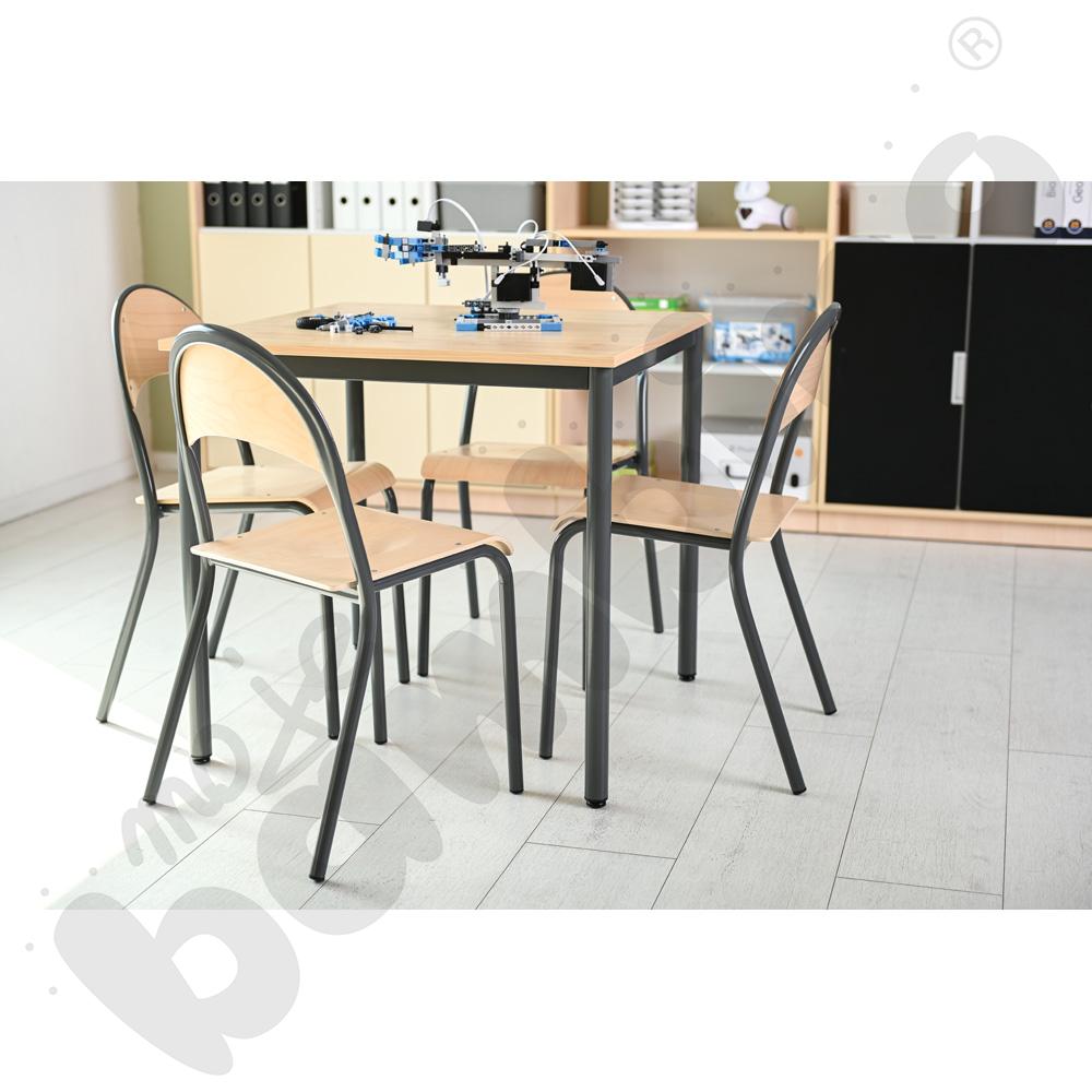 Stół Mila 80x80, klon 375 z krzesłami P, rozm. 6, antracytowe