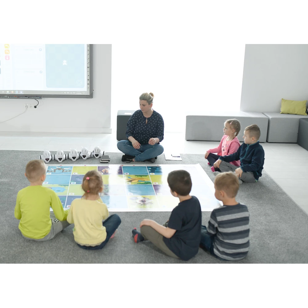 Zdjęcie robota edukacyjnego