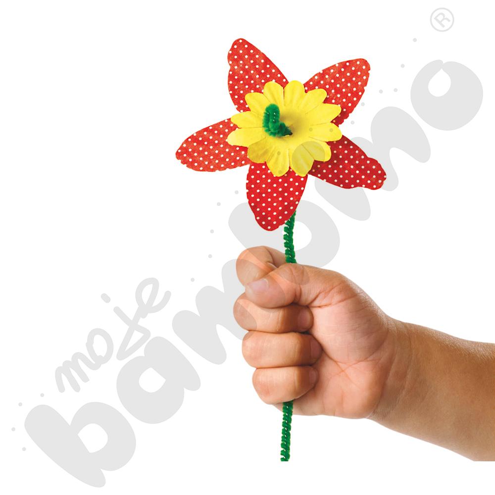 Papierowe kwiaty 3D