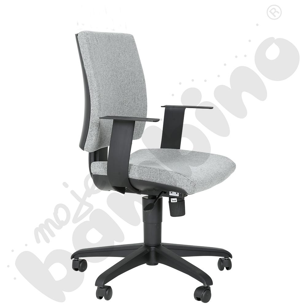 Krzesło obrotowe z niskim oparciem oban INTRATA  czarno-popielate