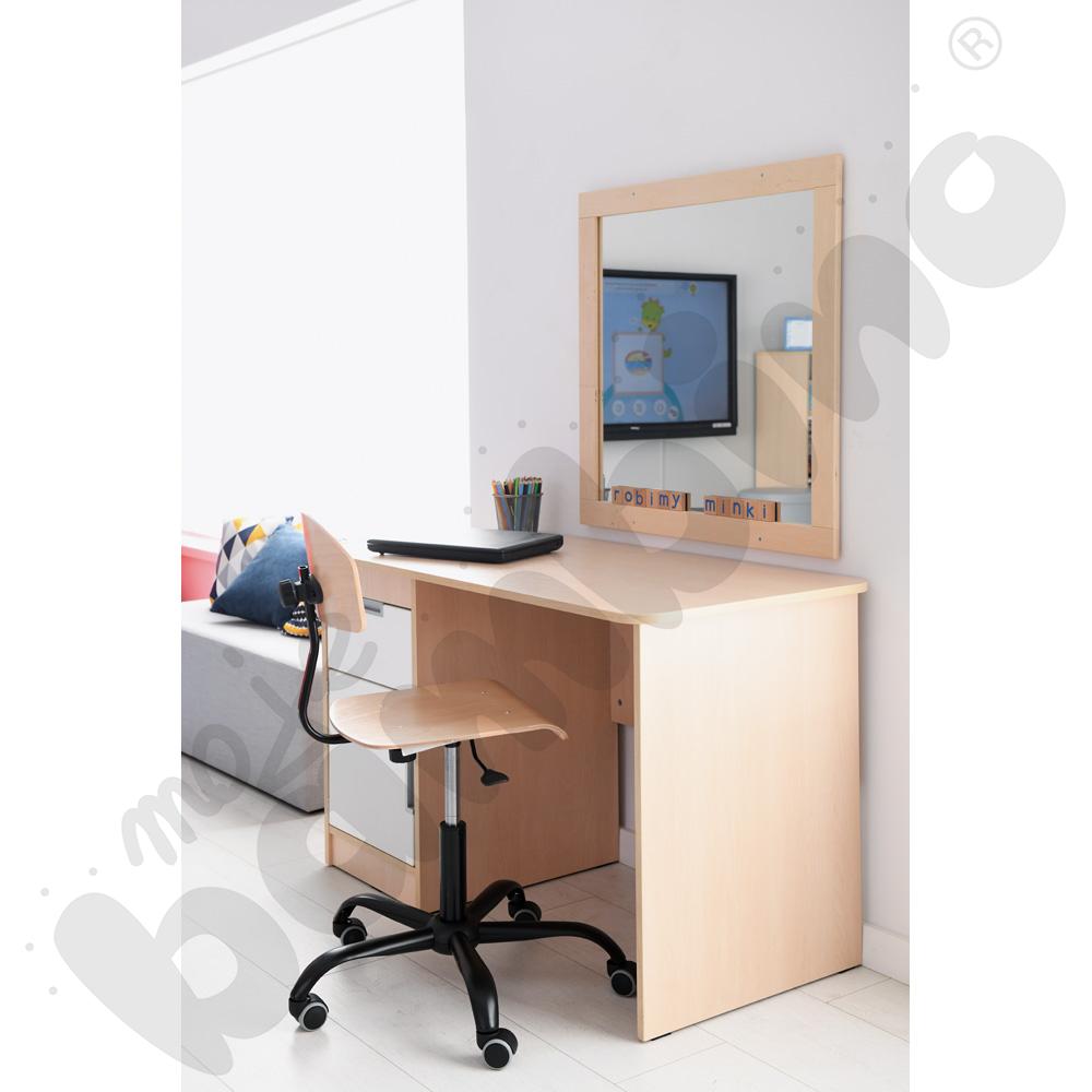 Quadro - biurko lewostronne z szafką i 1 szufladą 90 - białe, w klonowej skrzyni