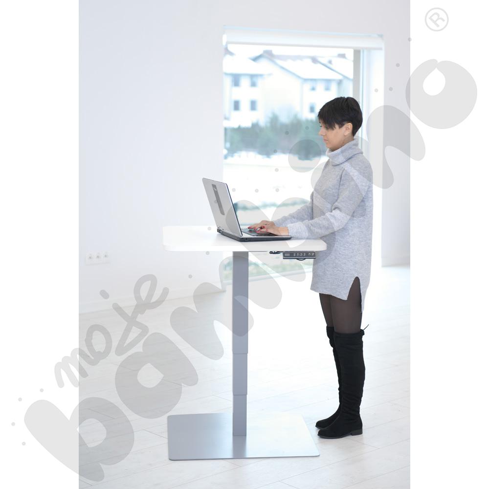 Stolik kwadratowy 70 x 70 cm z elektryczną regulacją wysokości - biały