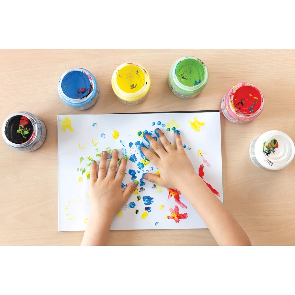 Zdjęcie farb do malowania palcami