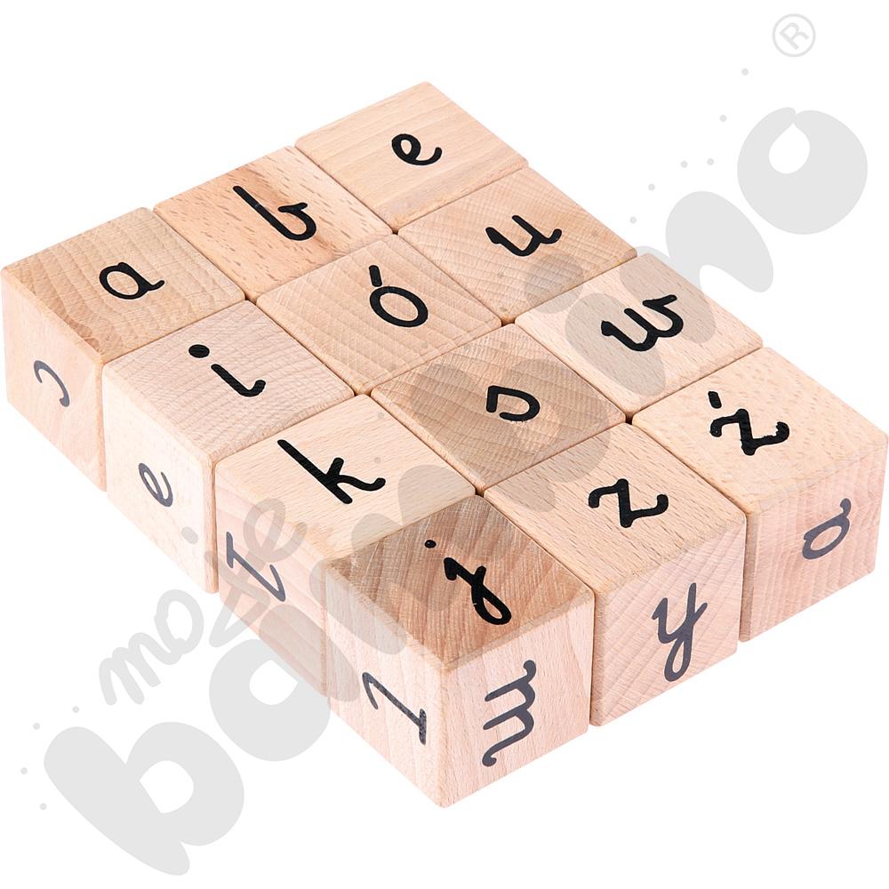 Drewniane klocki - alfabet a, b, c