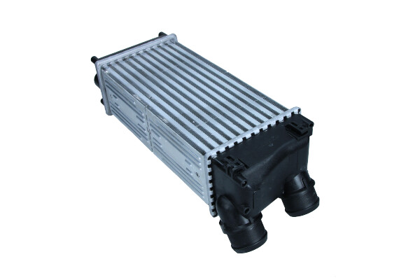 Chłodnica powietrza intercooler MAXGEAR AC630040