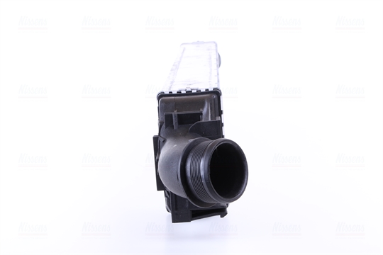 Chłodnica powietrza intercooler NISSENS 96298