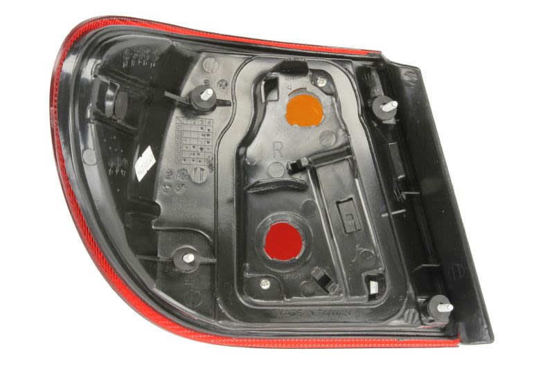Lampa tylna zespolona ABAKUS 215-19F4R6UE