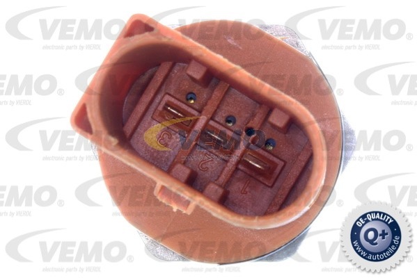 Czujnik ciśnienia paliwa VEMO V10-72-1136-1