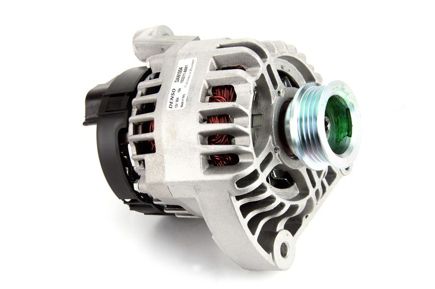 Alternator DENSO DAN1004