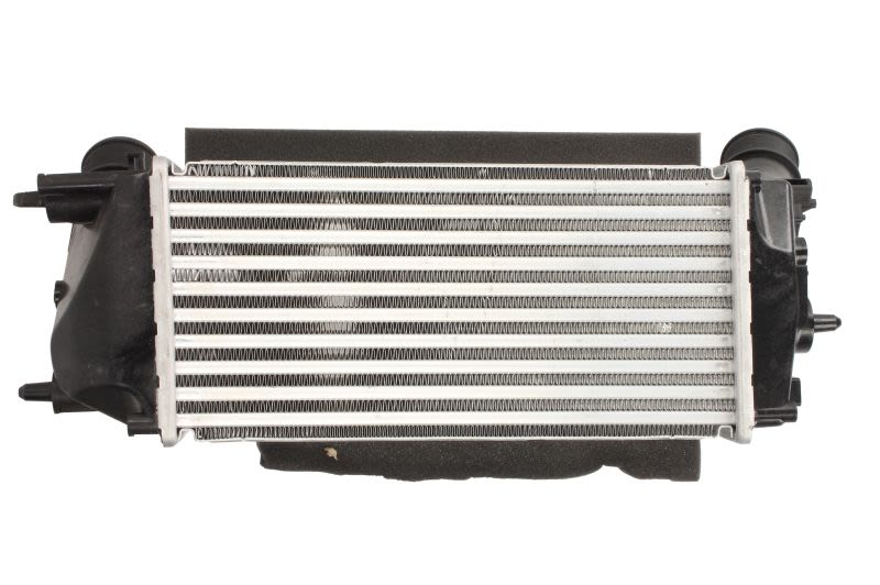 Chłodnica powietrza intercooler NRF 309050