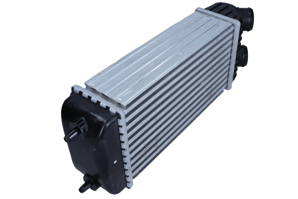 Chłodnica powietrza intercooler MAXGEAR AC630073