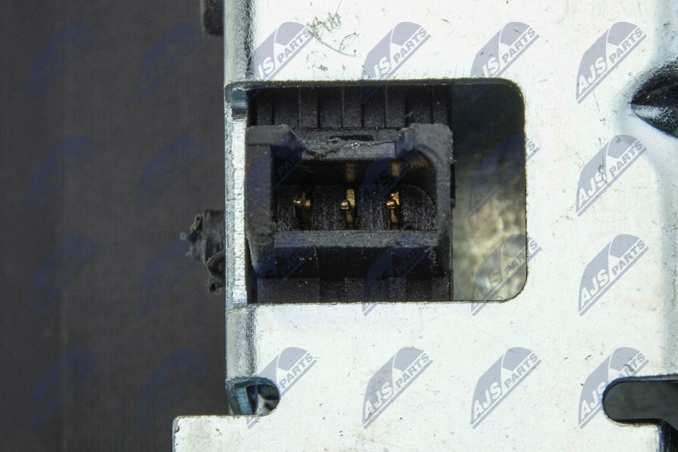 Zamek pokrywy tylnej NTY EZC-VW-138