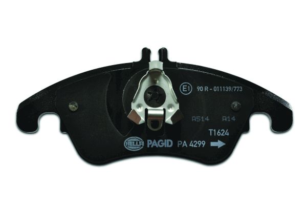 Klocki hamulcowe HELLA 8DB 355 012-621
