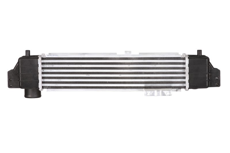 Chłodnica powietrza intercooler NISSENS 96215