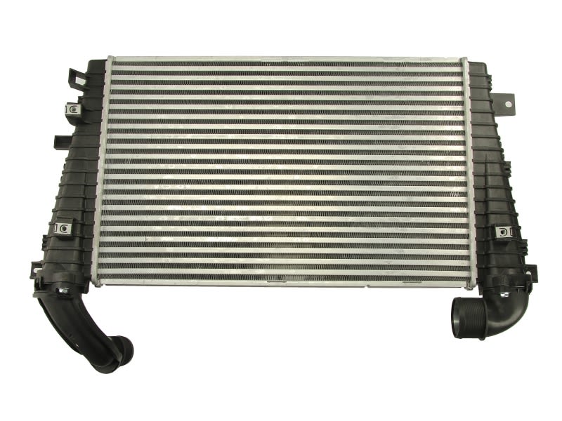 Chłodnica powietrza intercooler NISSENS 96590